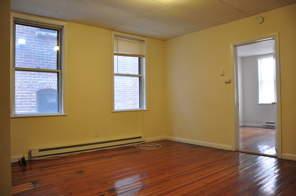 138 Orleans St. - Photo 26