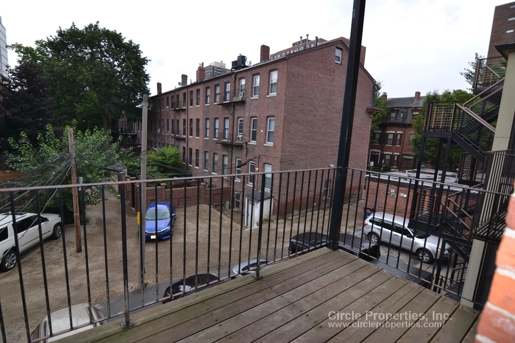 1611 Tremont St. - Photo 14