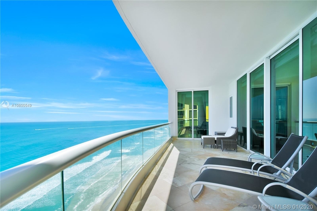 16051 Collins Ave - Photo 90