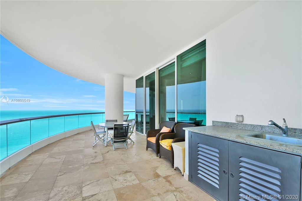 16051 Collins Ave - Photo 74