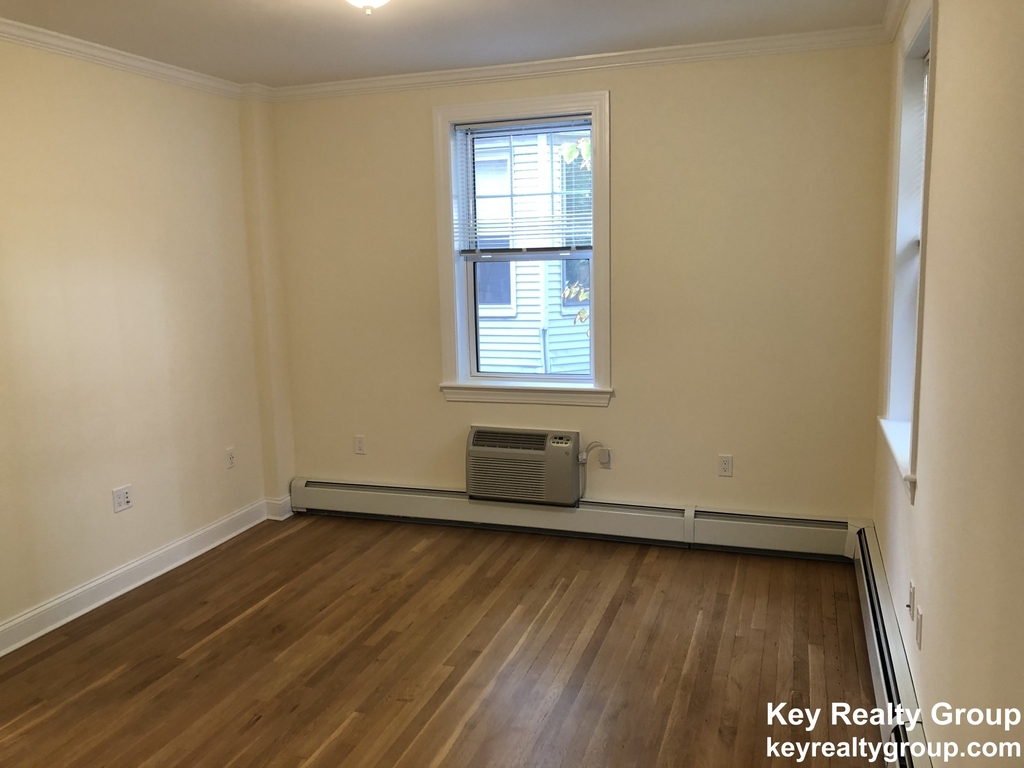 37 Auburn St. - Photo 10