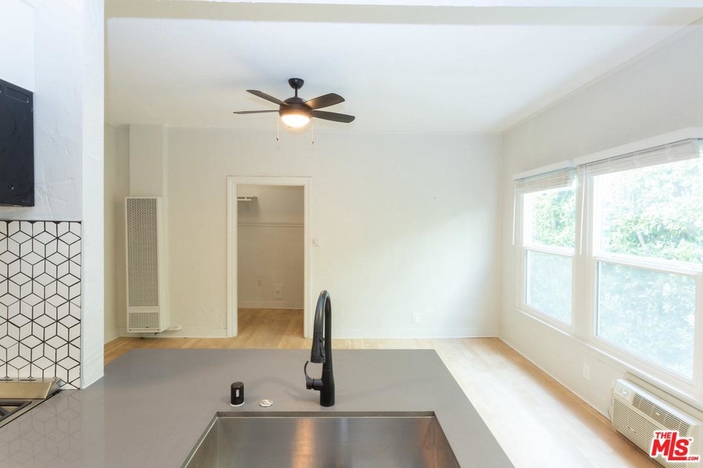 1037 Hyperion Ave - Photo 1