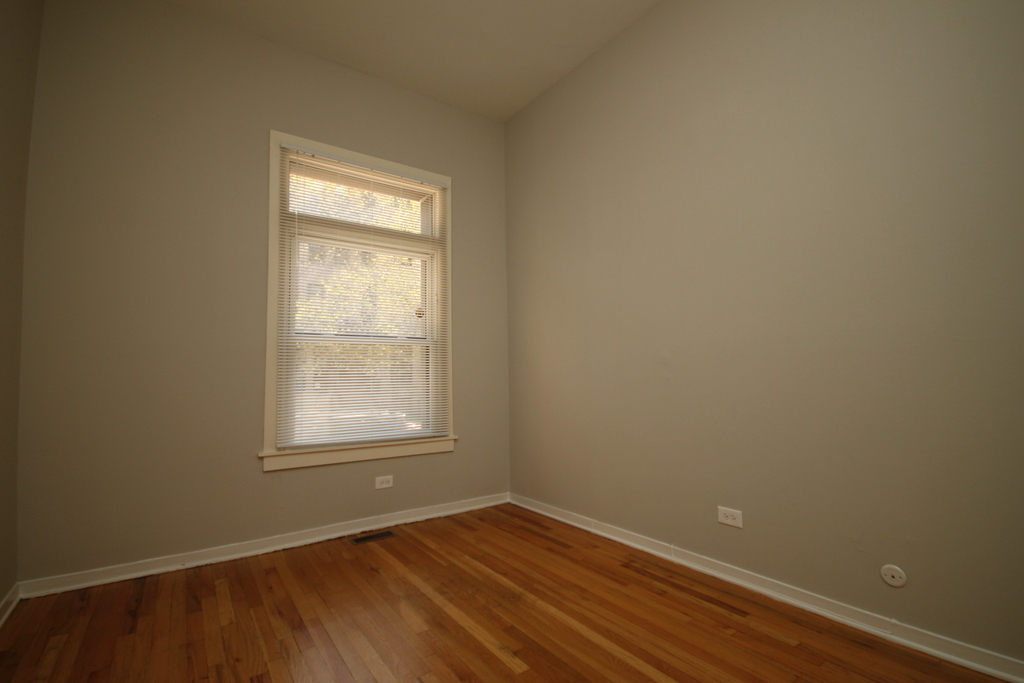 418 W Belden Ave - Photo 5