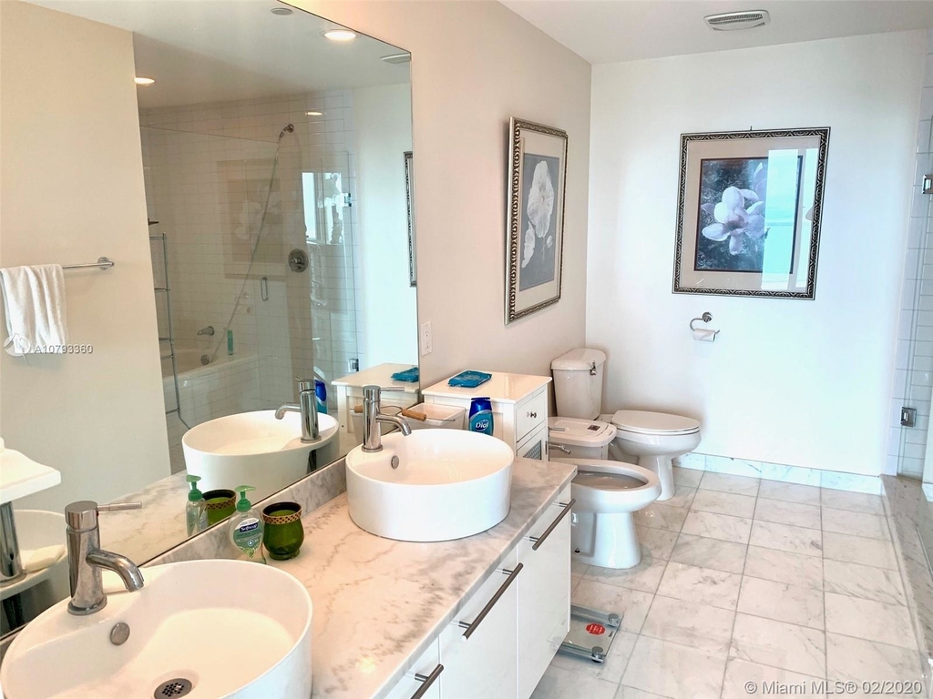 888 Biscayne Blvd - Photo 36