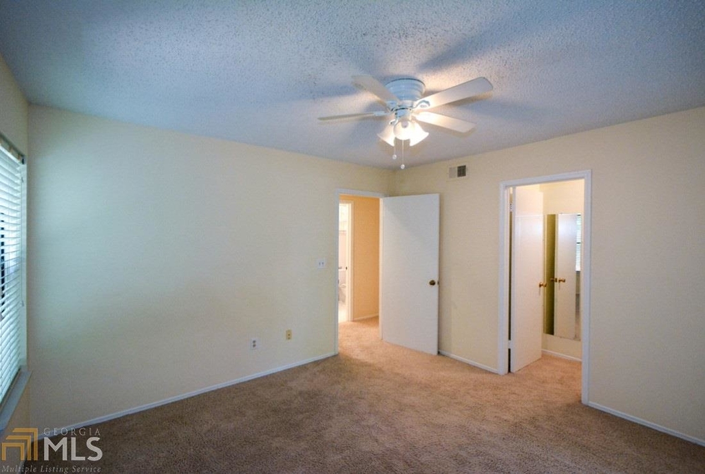 2108 Huntingdon Chase - Photo 33