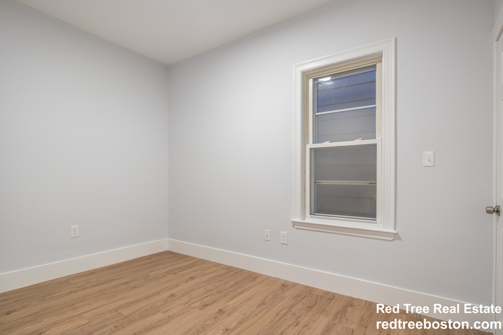 219 Bennington St. - Photo 6