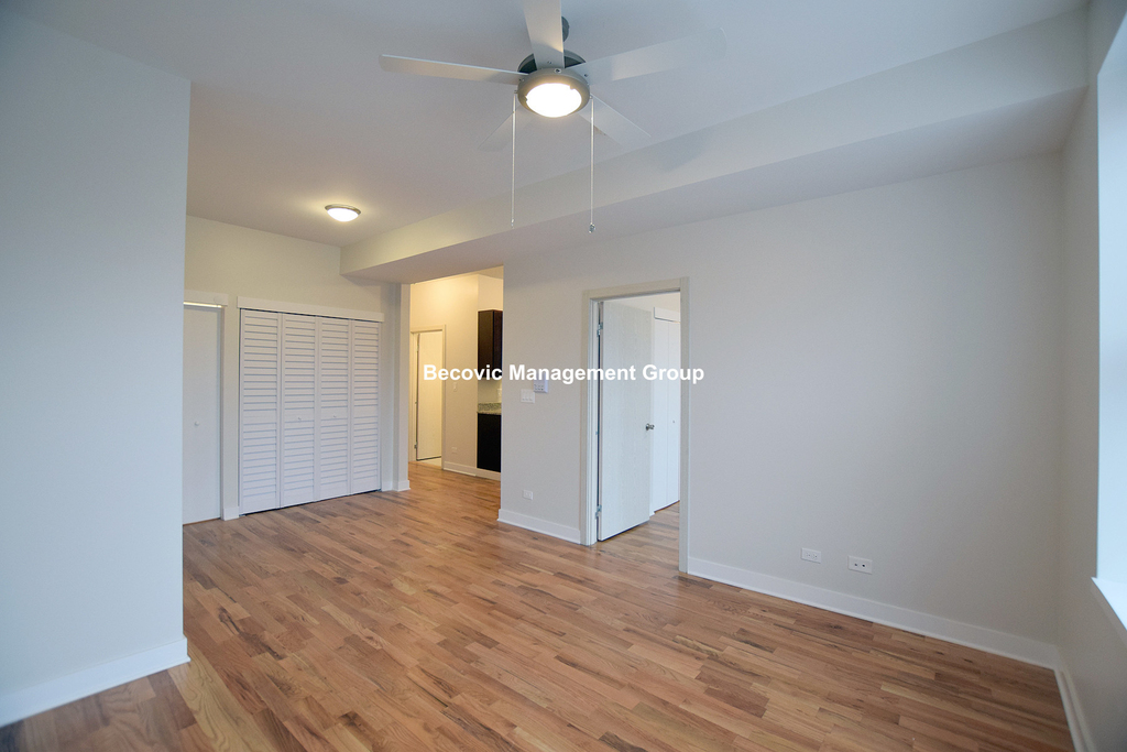 3804 West Montrose Ave. - Photo 8