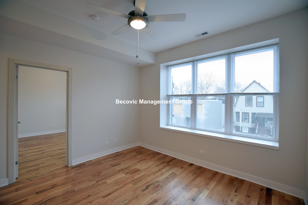 3804 West Montrose Ave. - Photo 6