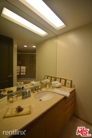 10490 Wilshire Blvd Apt 1705 - Photo 21