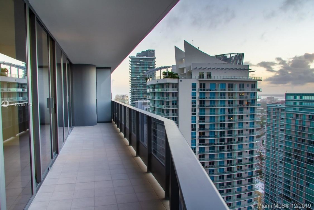 1000 Brickell Plaza - Photo 4