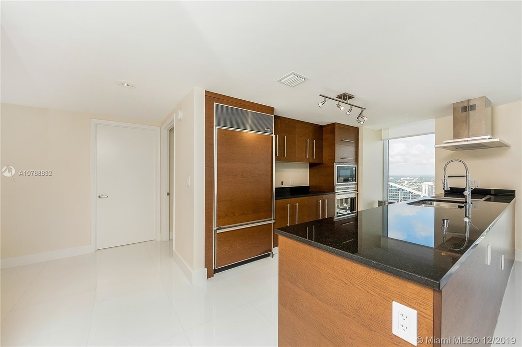 495 Brickell Ave - Photo 20