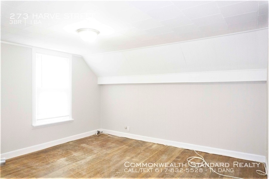 273 Harve Street - Photo 2