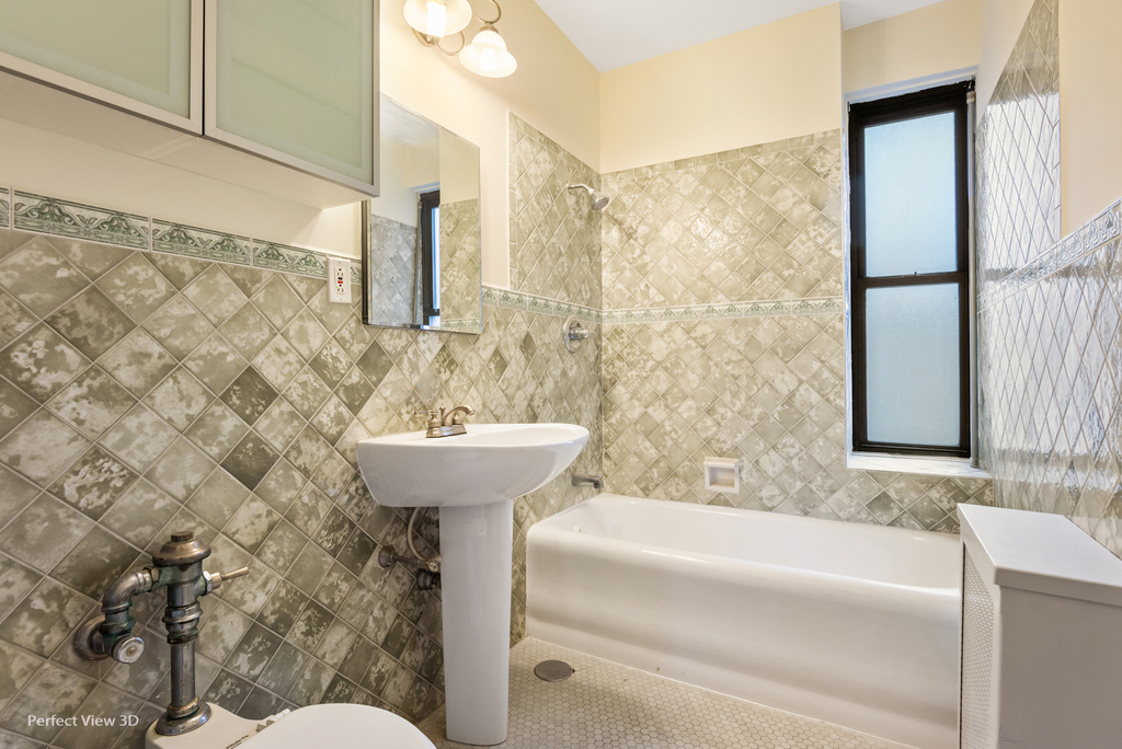 1755 East 55th Street - Photo 15