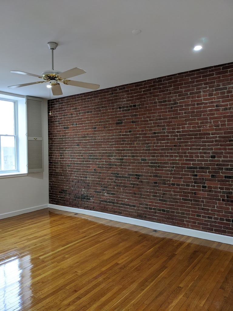 5 Appleton St. - Photo 1