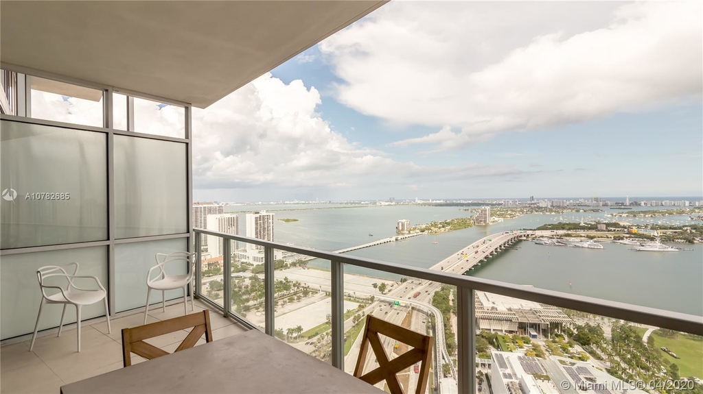 1100 Biscayne Blvd - Photo 21