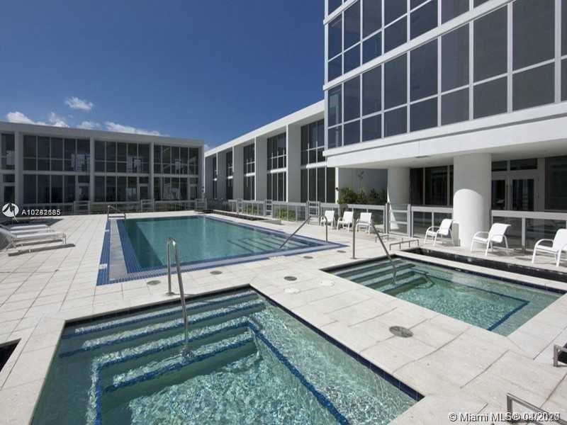 1100 Biscayne Blvd - Photo 28