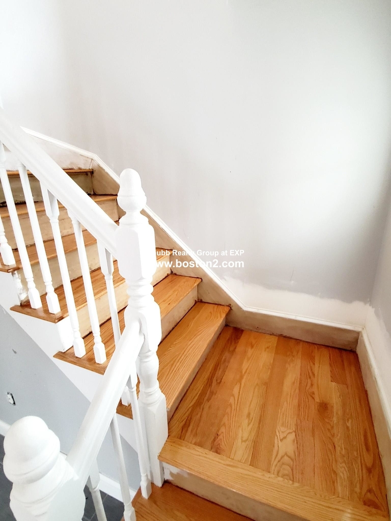 1332 Eastern Ave. - Photo 7