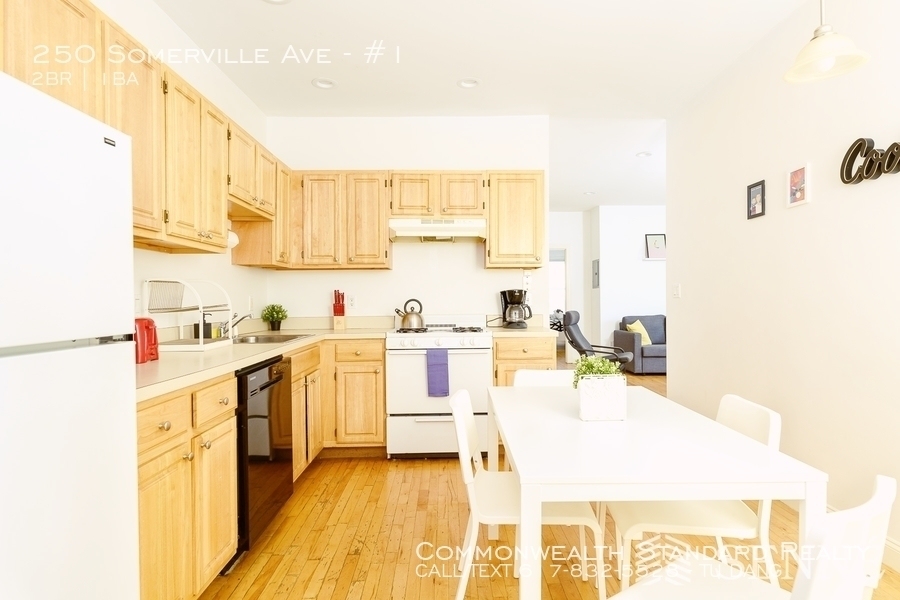 250 Somerville Ave - Photo 4