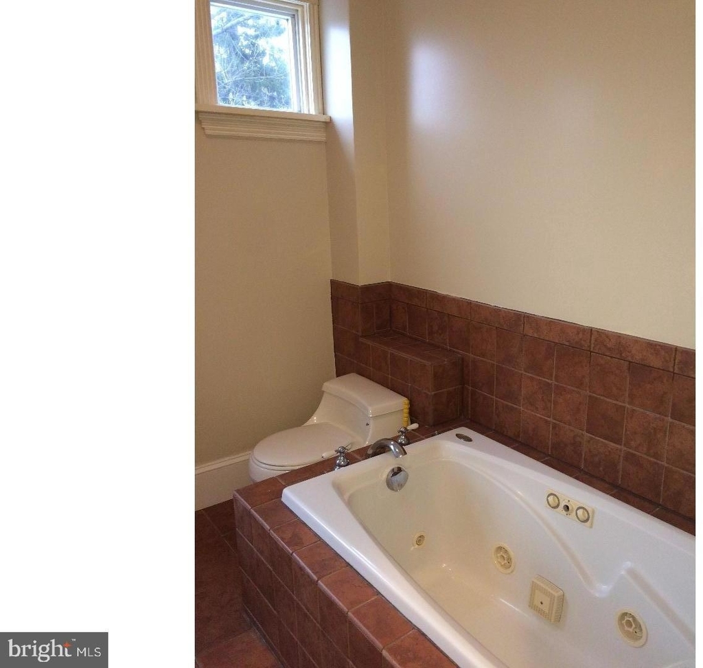 9647 James Street - Photo 11