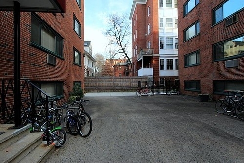 375 Harvard Street - Photo 2