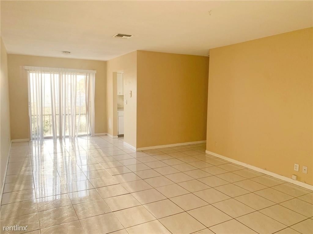 3090 Coral Springs Dr - Photo 0