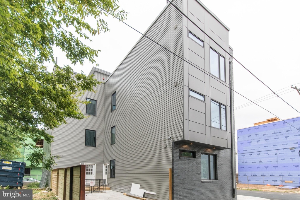 1312 N 18th - Photo 32