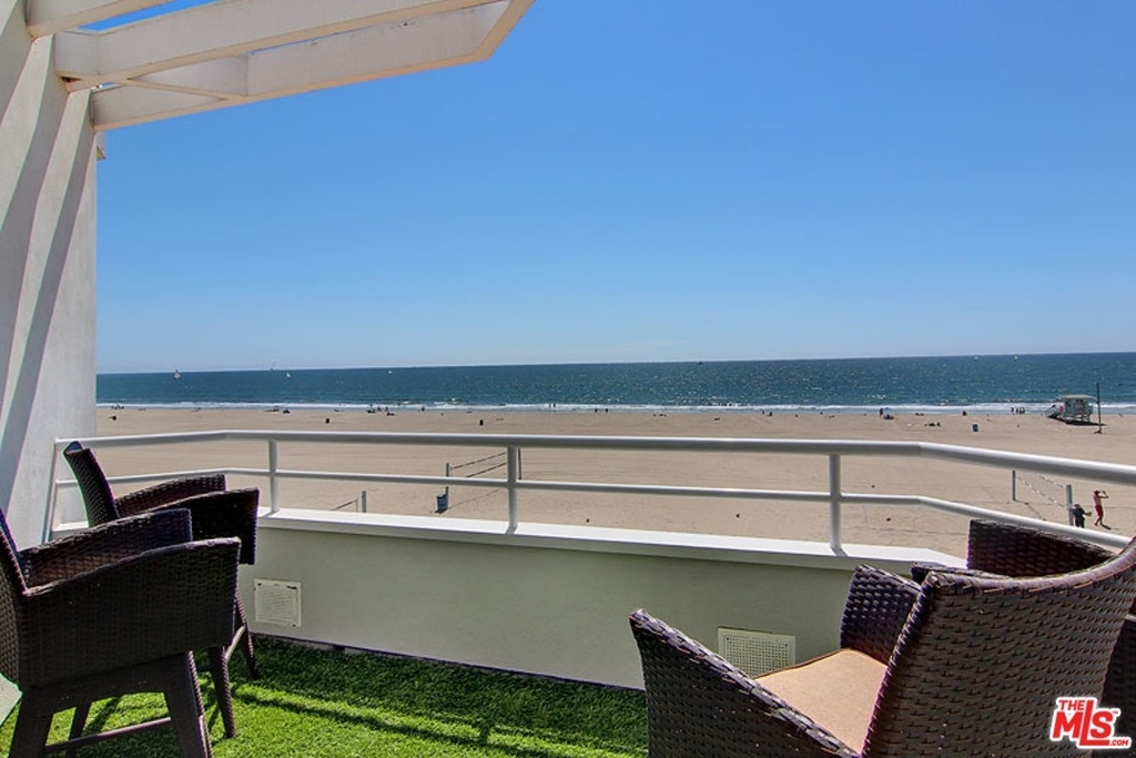 3511 Ocean Front Walk - Photo 3