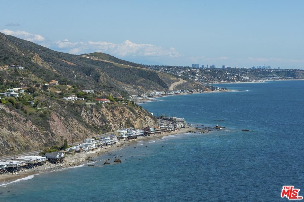 20848 Pacific Coast Hwy - Photo 15