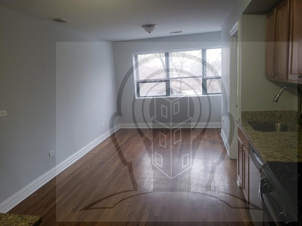 7616 N Marshfield Ave - Photo 1