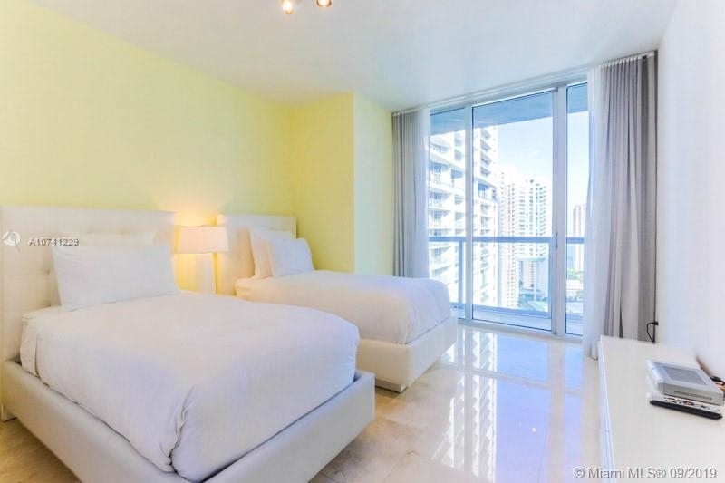 485 Brickell Ave. - Photo 32