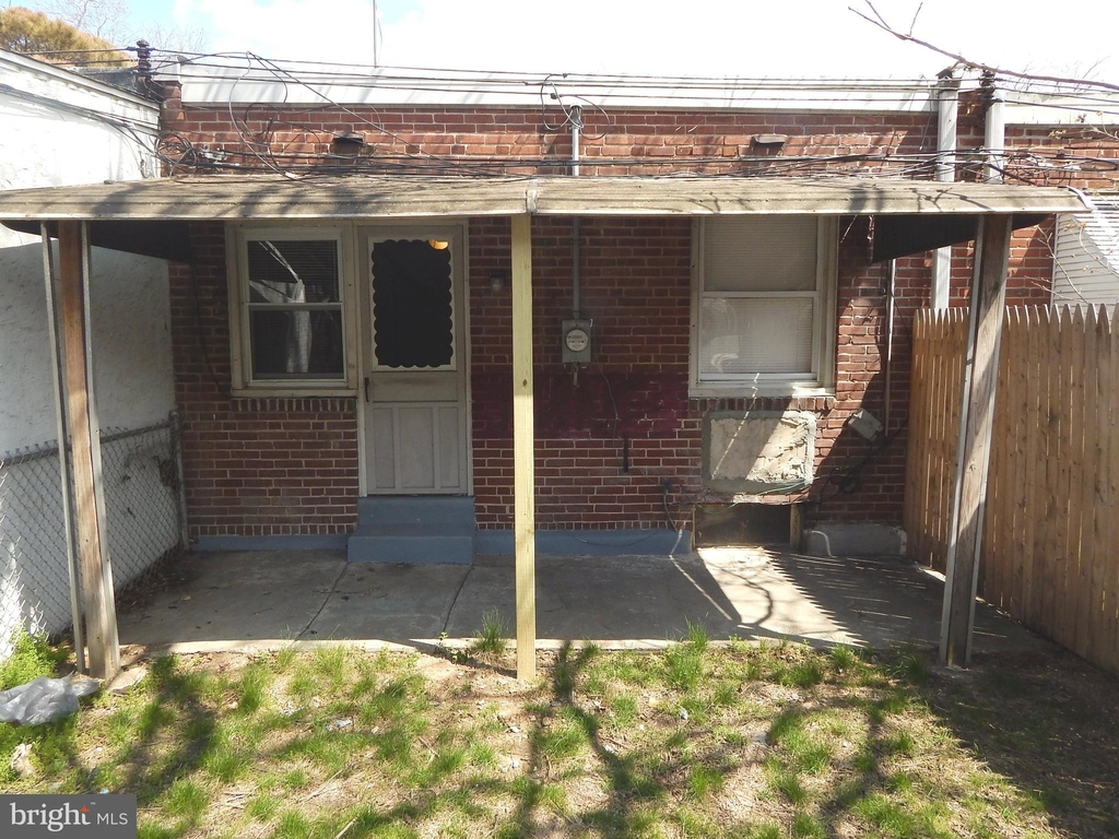 2120 E Cheltenham Avenue - Photo 60