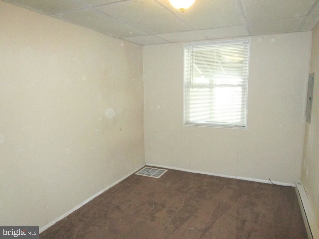 2120 E Cheltenham Avenue - Photo 17