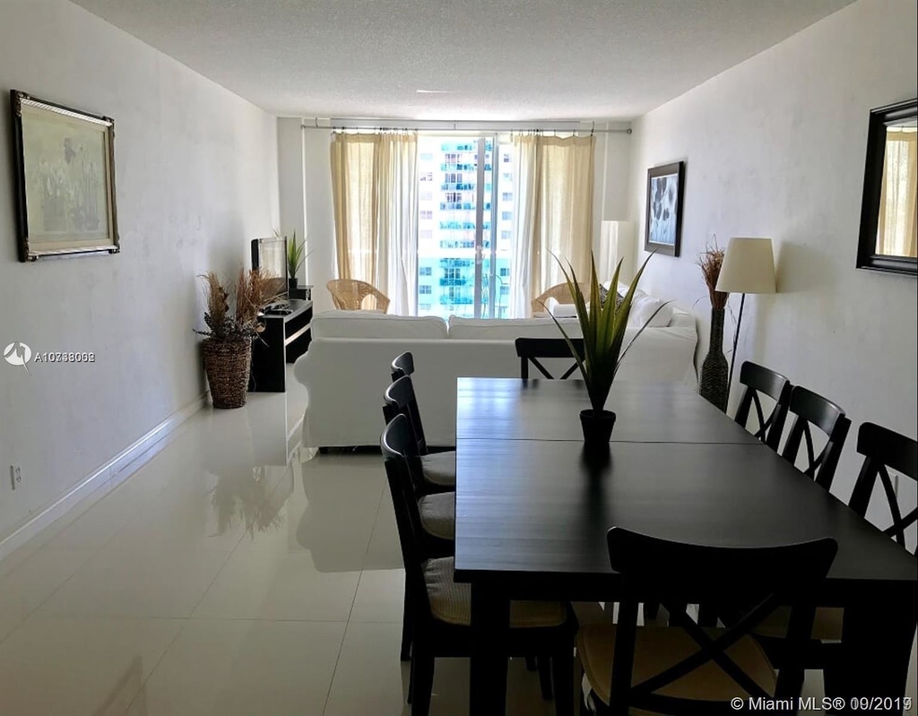 19370 Collins Ave - Photo 13