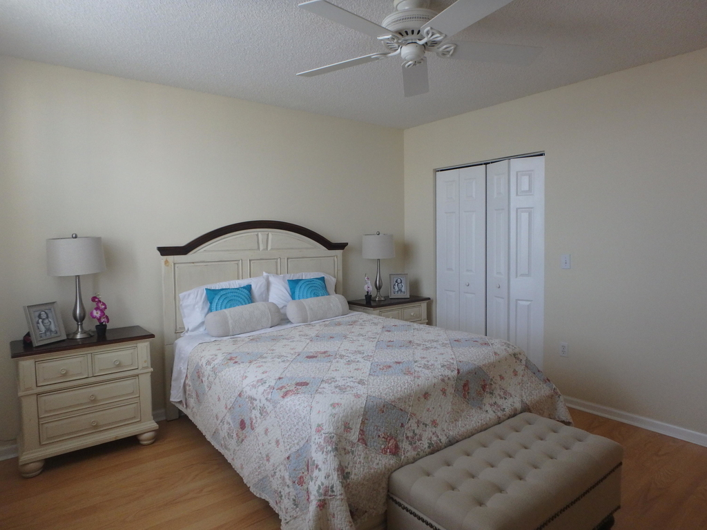 651 Okeechobee Boulevard - Photo 30