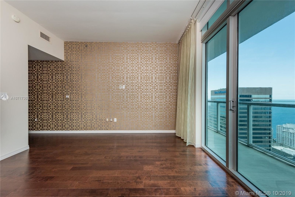 500 Brickell Ave - Photo 23