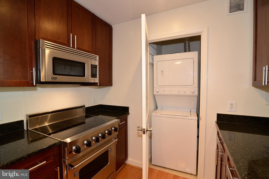 4380 King Street - Photo 6