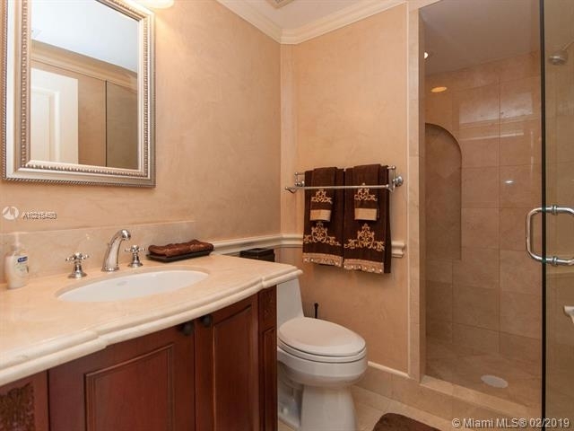 17875 Collins Ave - Photo 95