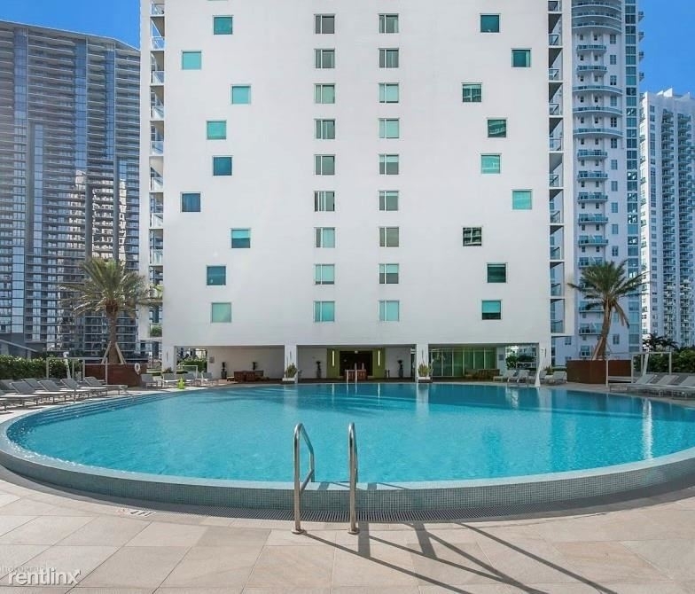 500 Brickell Ave - Photo 12