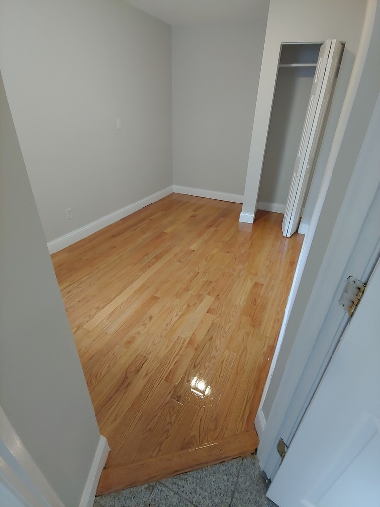 227 Hanover St. - Photo 8