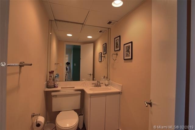 5005 Collins Ave - Photo 17