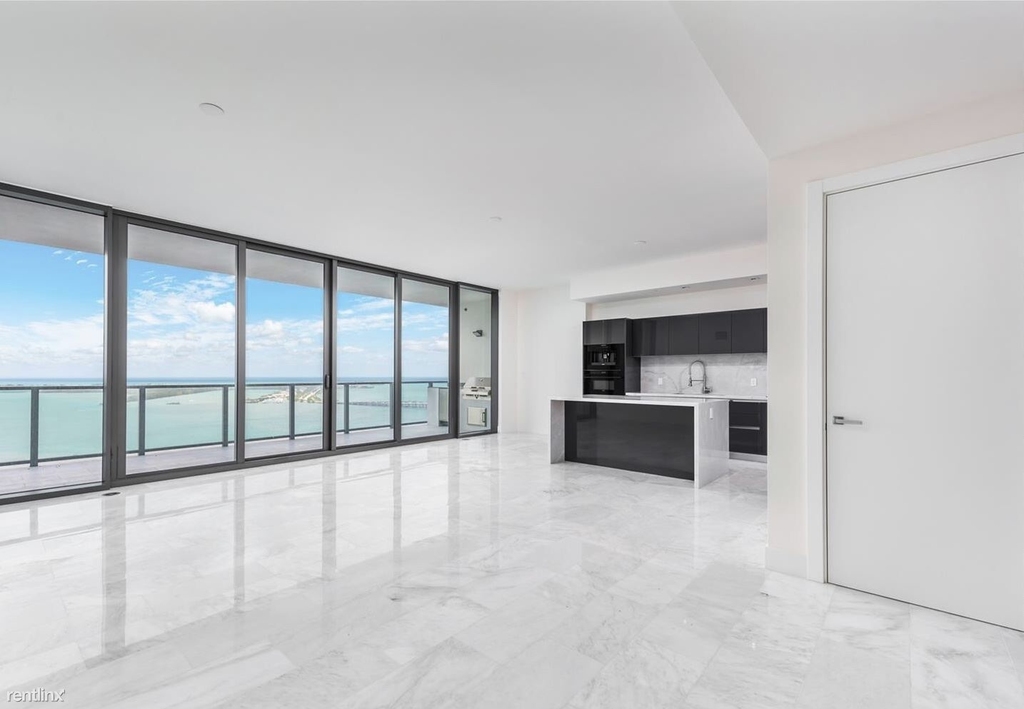 1451 Brickell Ave - Photo 17