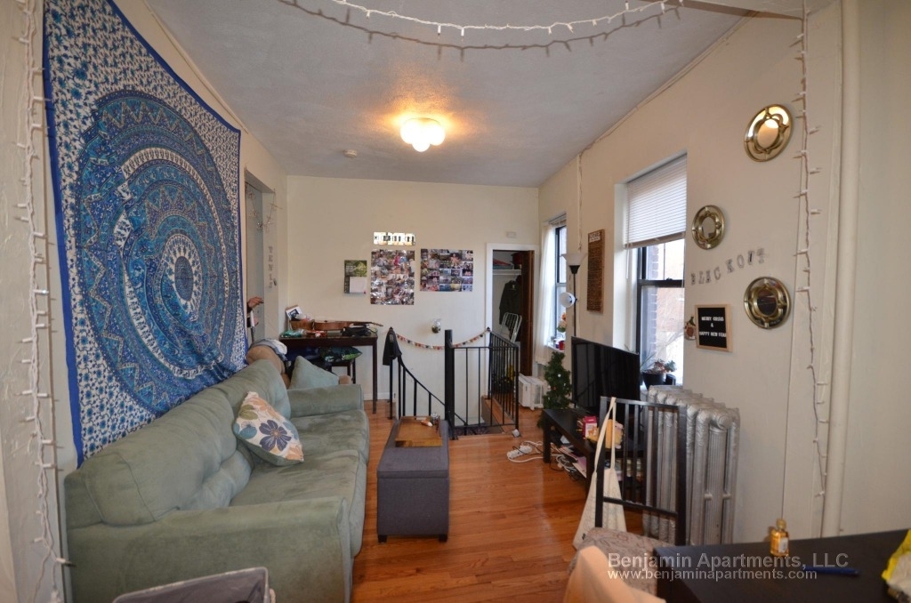 136 Hemenway Street - Photo 0