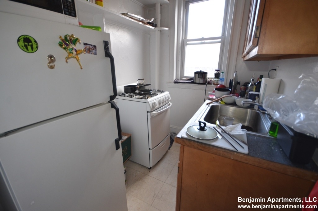 1175 Boylston Street - Photo 1