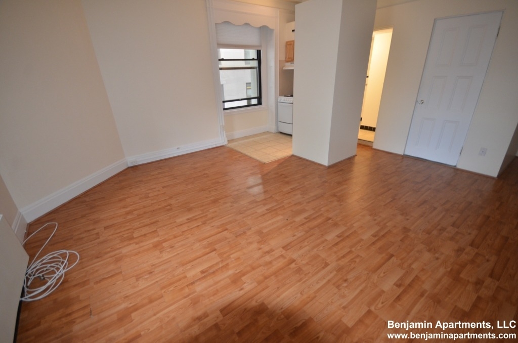 62 Boylston Street - Photo 2