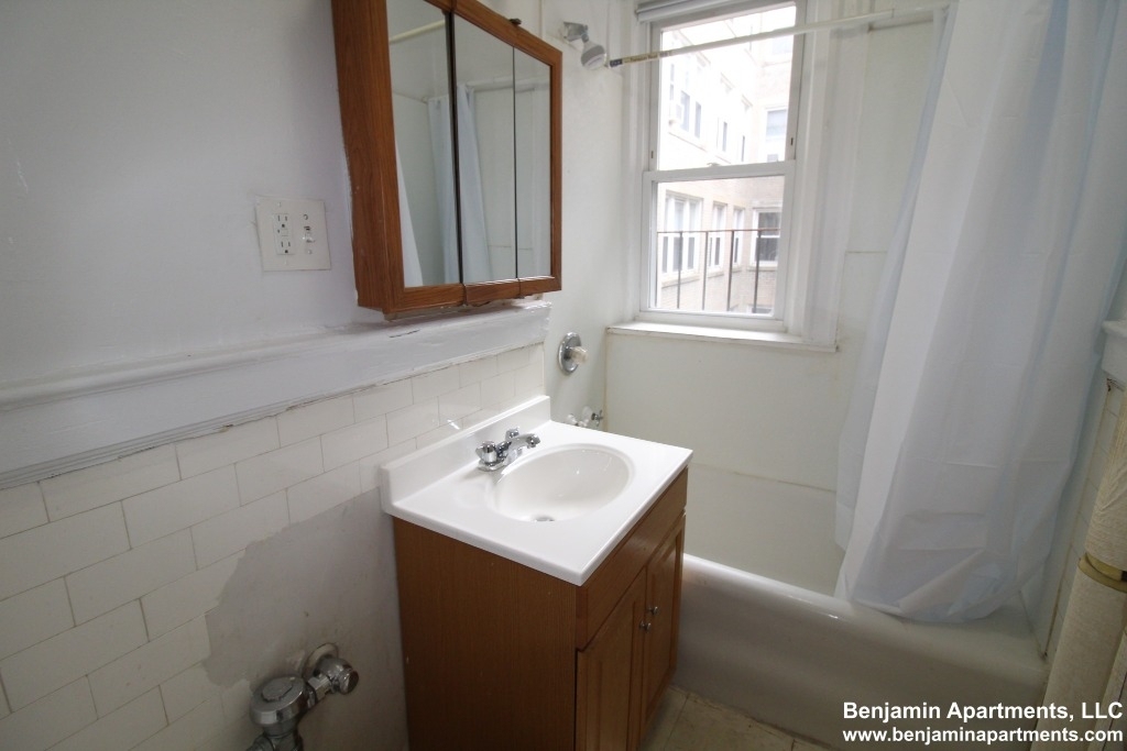 1163 Boylston Street - Photo 5