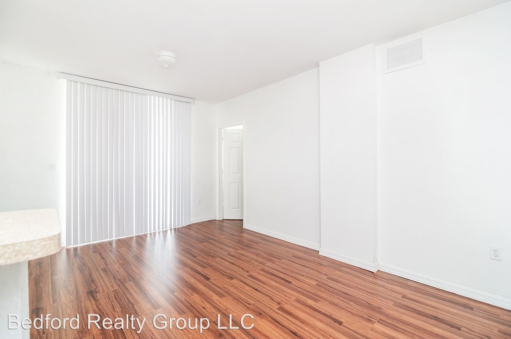 120 Sw 8th Avenue - Photo 1