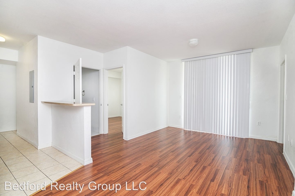 120 Sw 8th Avenue - Photo 4