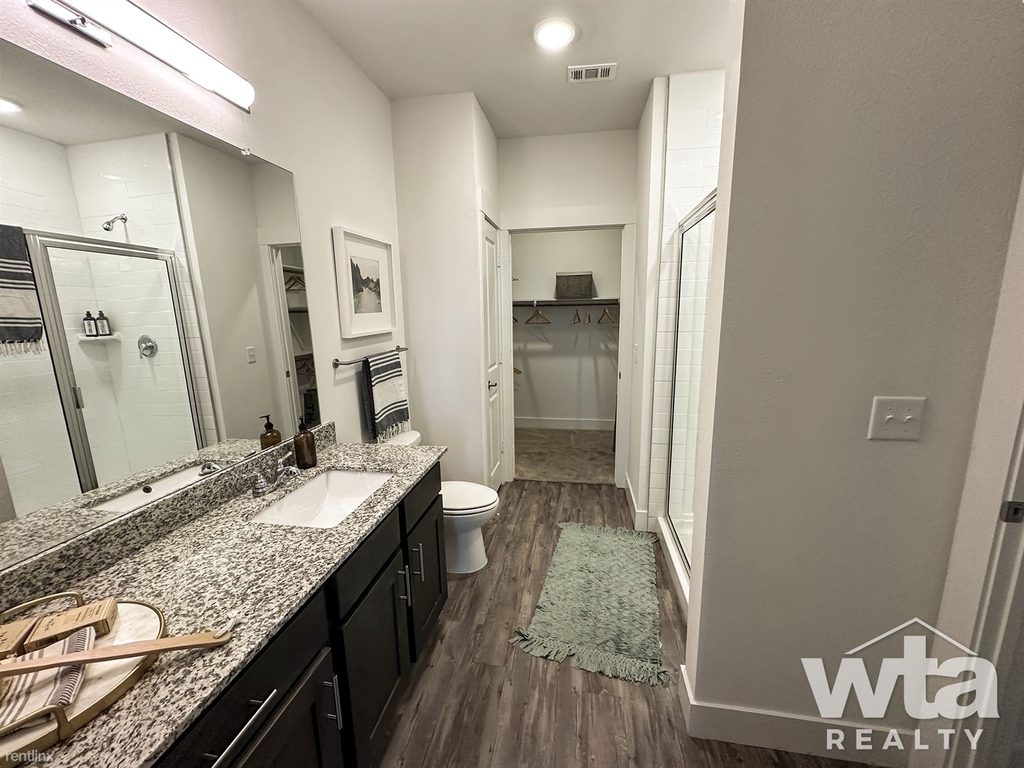 2601 Esperanza Crossing - Photo 14