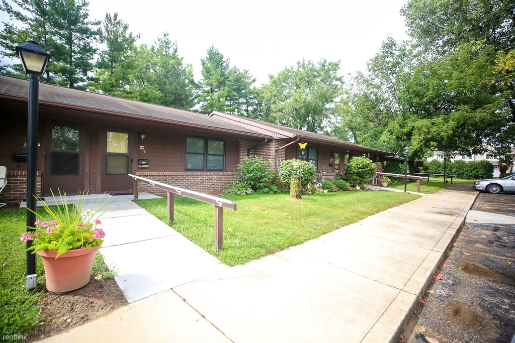 660 Forest Place - Photo 3