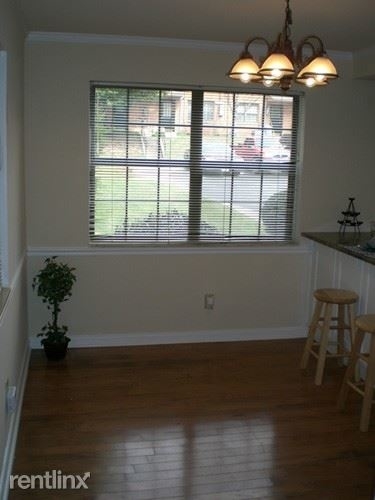 39 Roswell Court Northeast - Photo 1
